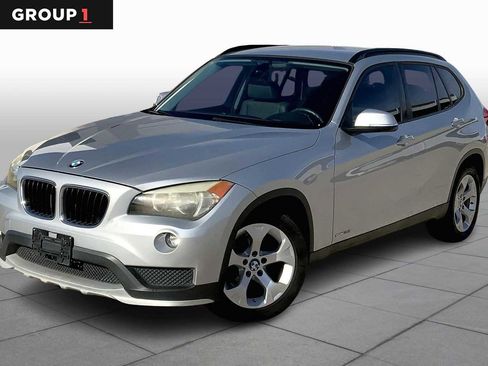 Used 2015 BMW X1 sDrive28i image 1