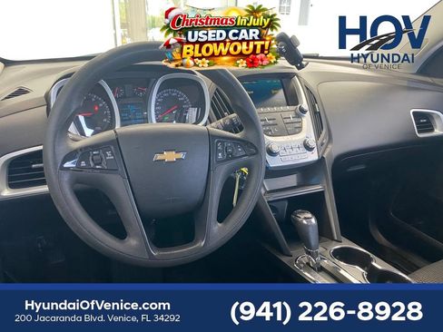 Used 2017 Chevrolet Equinox LS FWD image 11