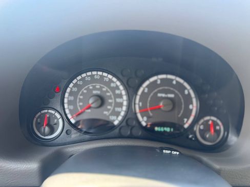 Used 2006 Jeep Liberty Sport RWD image 10