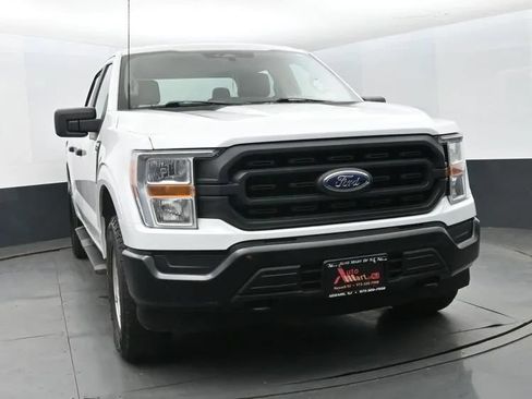 Used 2022 Ford F150 XL w/ Trailer Tow Package AWD/4WD image 3