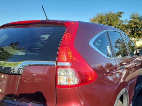 Used 2015 Honda CR-V LX image 10