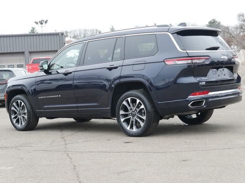 Used 2023 Jeep Grand Cherokee L Overland image 4