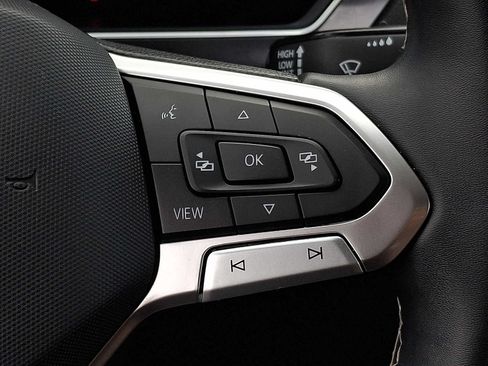 Certified 2022 Volkswagen Tiguan SE AWD/4WD image 18