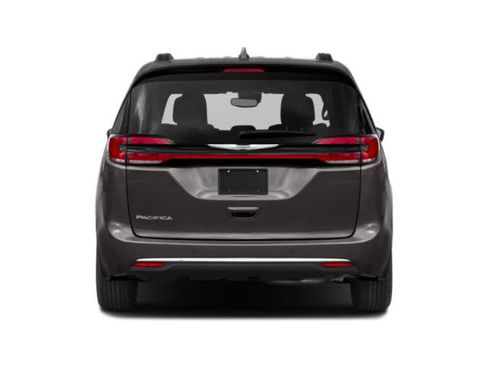 Certified 2021 Chrysler Pacifica Limited image 5