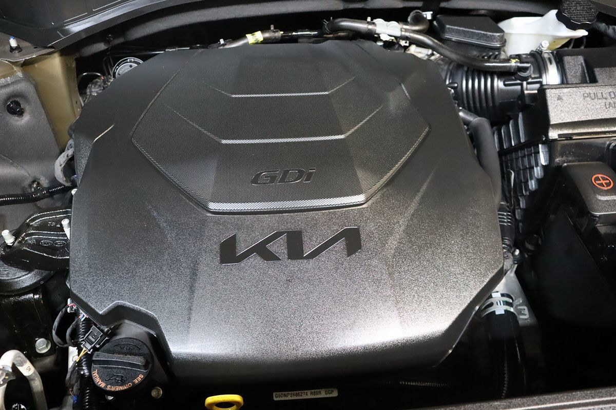 Used 2024 Kia Telluride EX w/ EX Captain's Chair Package FWD image 64