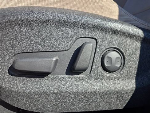 Used 2016 Hyundai Tucson Sport AWD/4WD image 32