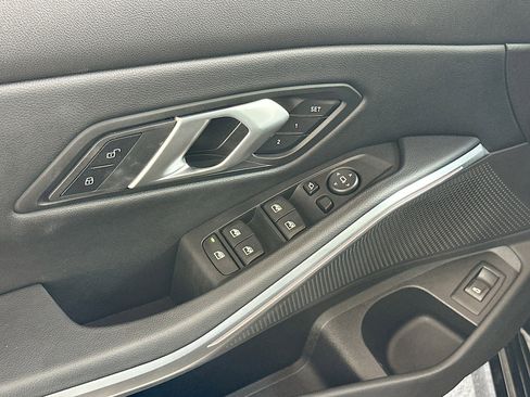Certified 2025 BMW 330i Sedan RWD image 18