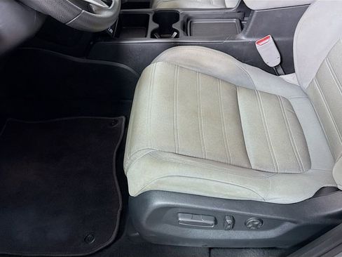 Used 2022 Honda CR-V EX image 17