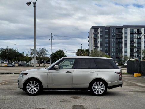 Used 2016 Land Rover Range Rover HSE image 9