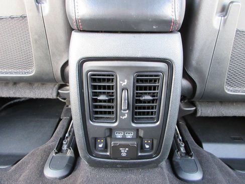 Used 2022 Dodge Durango R/T w/ Blacktop Package AWD/4WD image 24