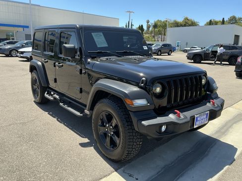 Used 2021 Jeep Wrangler Unlimited Sport AWD/4WD image 7