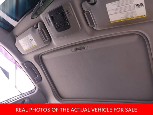 Used 2018 Toyota Camry SE w/ Moonroof Package FWD image 15