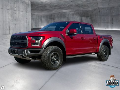 Used 2018 Ford F150 Raptor w/ Equipment Group 802A Luxury image 2