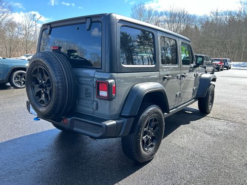 Used 2023 Jeep Wrangler Unlimited w/ Cold Weather Group image 5