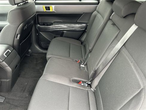 New 2026 Hyundai Santa Fe SE image 16