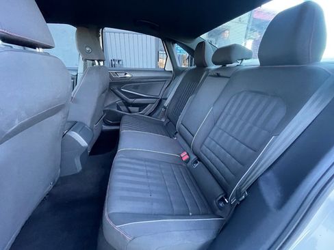 Used 2019 Volkswagen Jetta GLI image 15