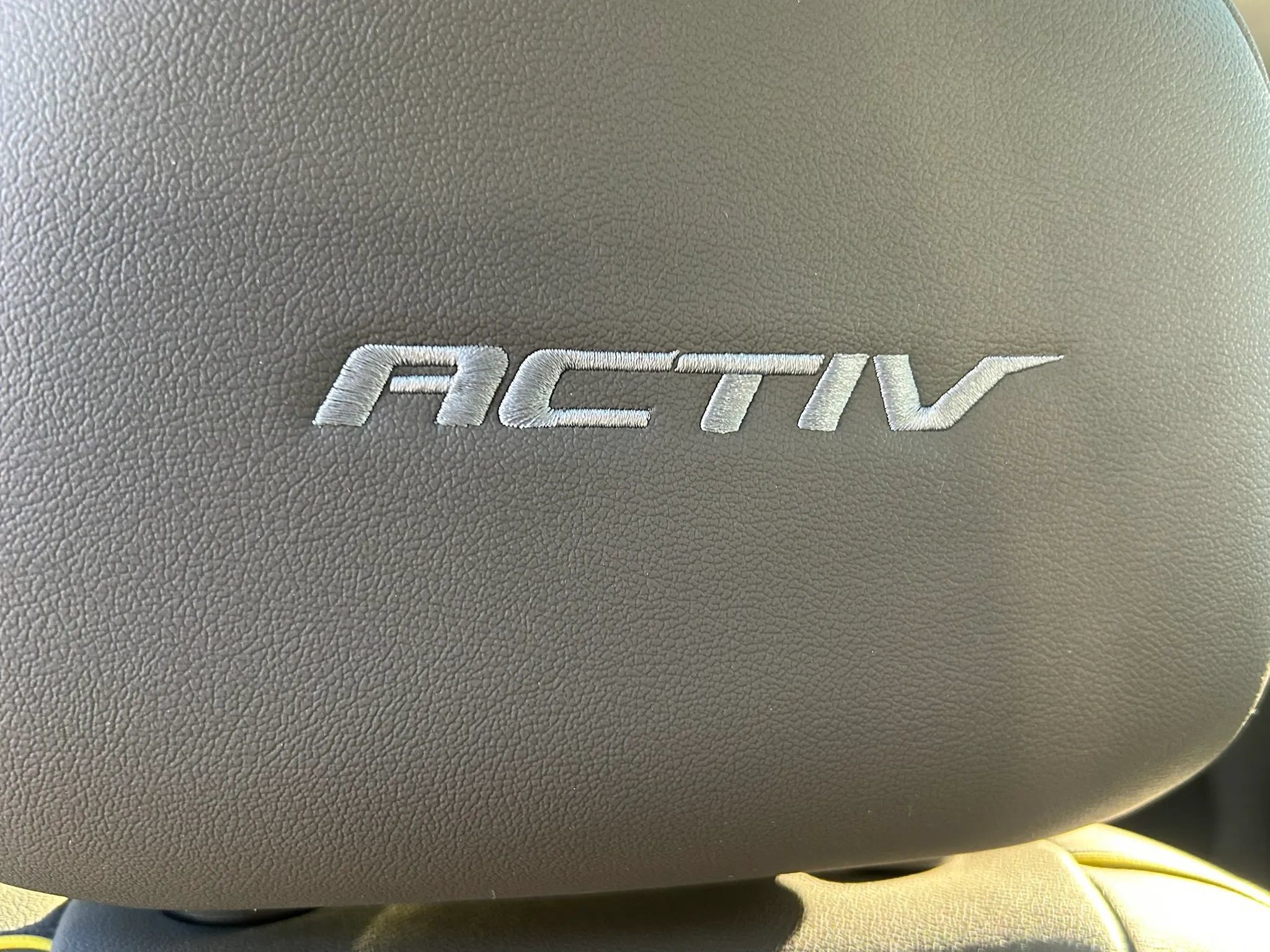 Used 2025 Chevrolet Trax ACTIV w/ Driver Confidence Package FWD image 13