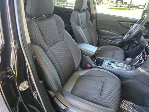 Used 2022 Subaru Forester Premium AWD/4WD image 10
