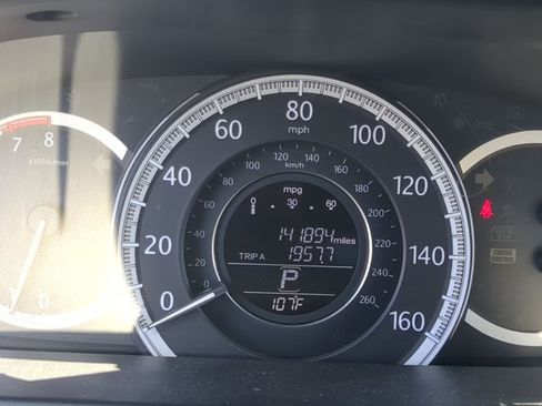 Used 2015 Honda Accord EX-L image 9