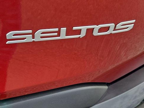New 2026 Kia Seltos S image 11