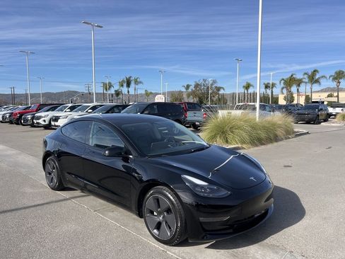 Used 2023 Tesla Model 3 Long Range image 2