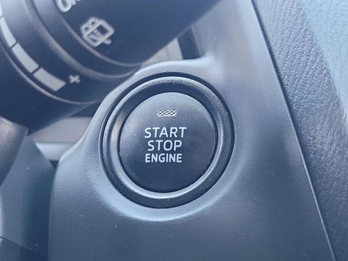 Used 2017 MAZDA MAZDA3 Touring image 10