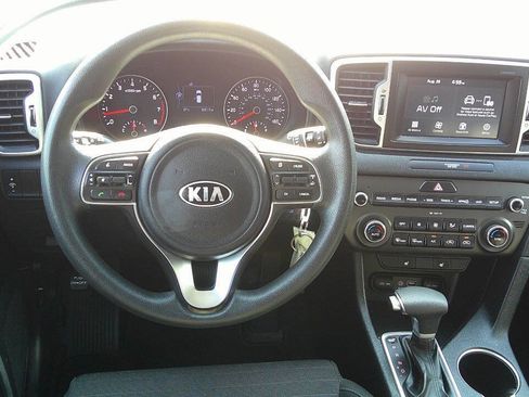Used 2019 Kia Sportage LX w/ LX Popular Package AWD/4WD image 13