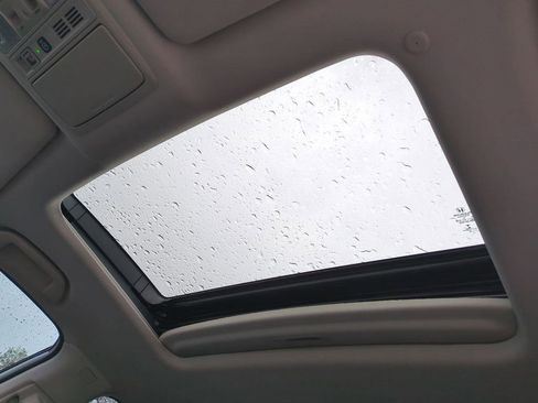 Used 2018 Honda Accord Touring image 20