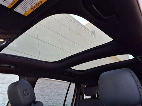 New 2026 Mercedes-Benz GLB 250 image 15