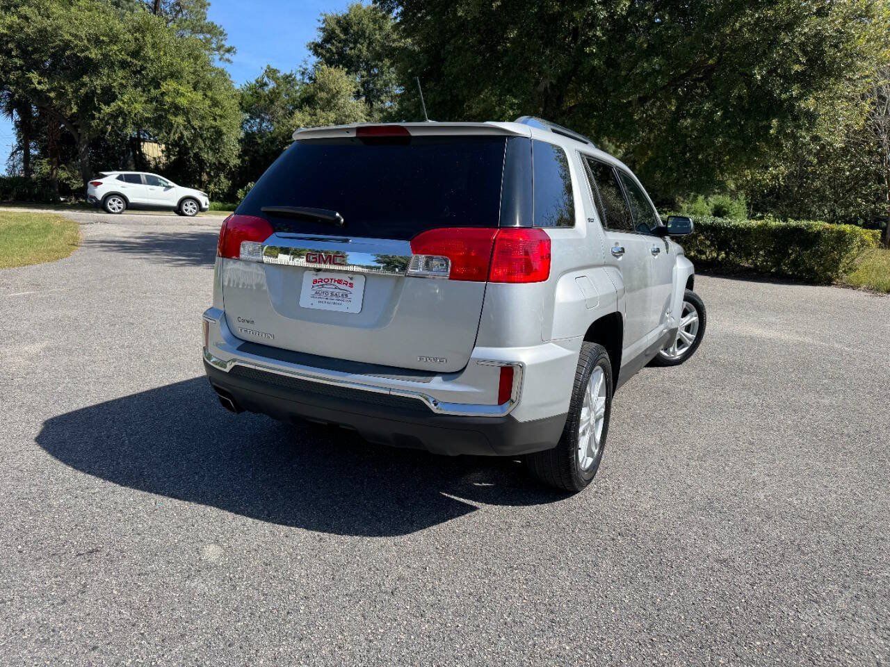 Used 2017 GMC Terrain SLT AWD/4WD image 35