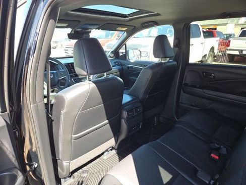 Used 2025 Honda Passport EX-L image 41