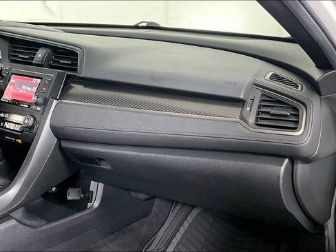 Used 2017 Honda Civic Sport image 16