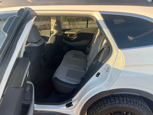 Used 2021 Subaru Outback Premium w/ Tech Package 1 AWD/4WD image 10