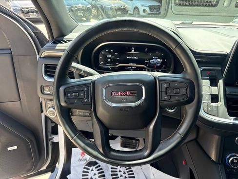 Used 2023 GMC Yukon XL AT4 w/ AT4 Premium Plus Package AWD/4WD image 21