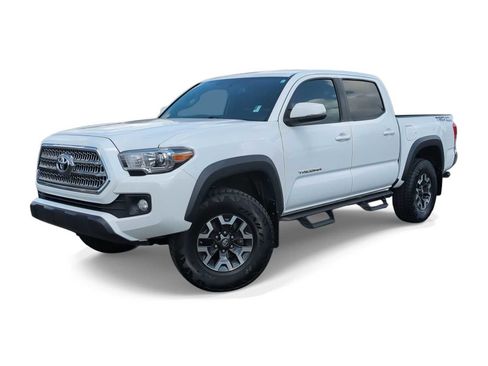 Used 2017 Toyota Tacoma TRD Off-Road image 1