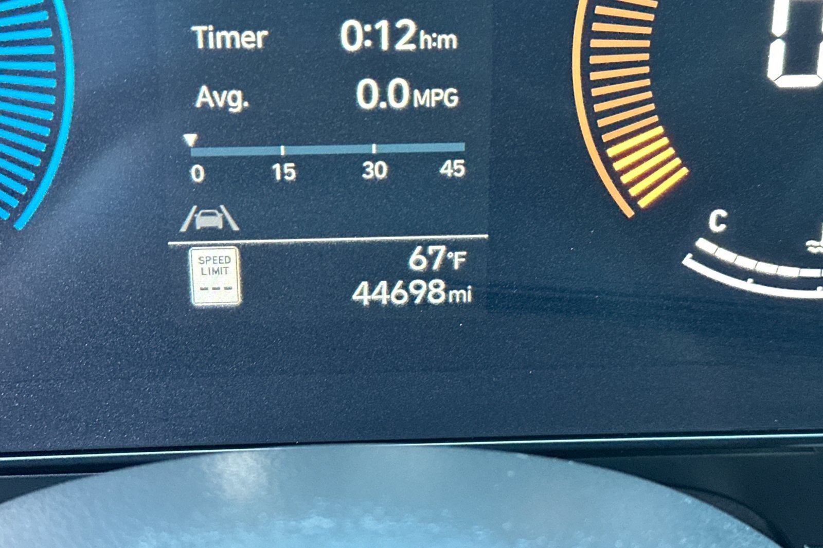 Used 2025 Hyundai Kona SEL AWD/4WD image 26
