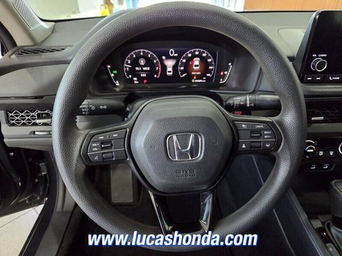 Used 2023 Honda Accord EX image 10