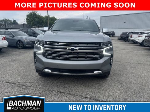 Used 2024 Chevrolet Tahoe Premier w/ Premium Package AWD/4WD image 3