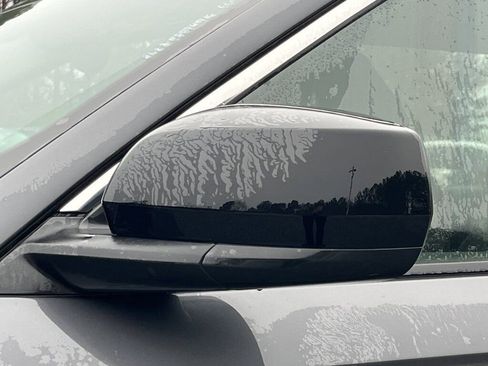 Used 2023 Jeep Grand Cherokee L Laredo image 30