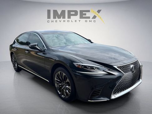 Used 2018 Lexus LS 500 w/ Interior Upgrade Package RWD image 7
