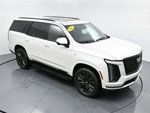 Certified 2025 Cadillac Escalade Sport w/ LPO, ONYX Package image 48