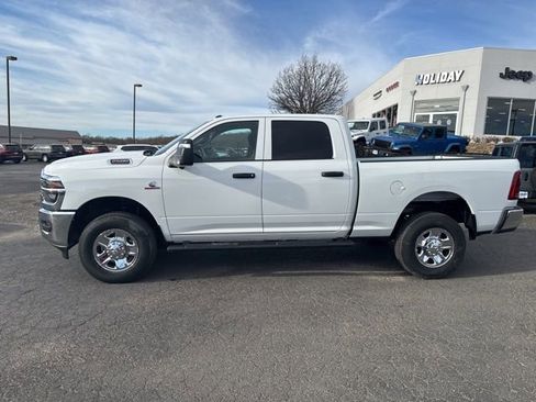 New 2026 RAM 2500 Tradesman AWD/4WD image 2