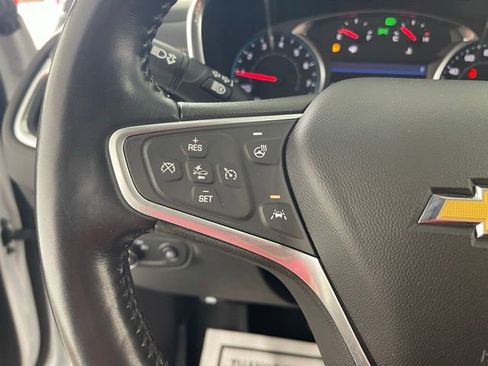 Used 2022 Chevrolet Equinox Premier FWD image 39