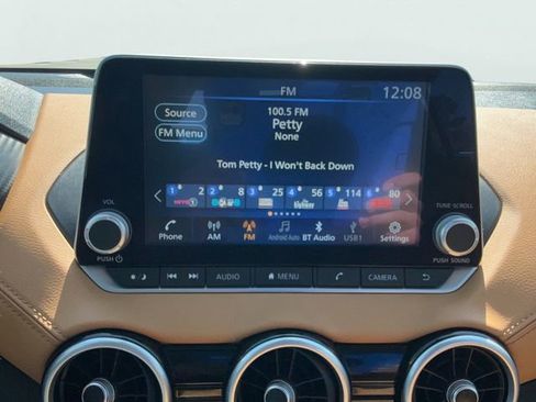 Used 2024 Nissan Sentra SV w/ SV Premium Package image 22