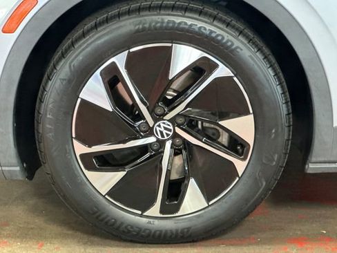 Certified 2022 Volkswagen ID.4 Pro S image 35