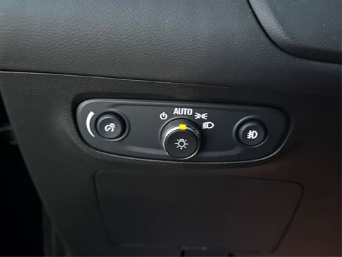 Used 2023 Buick Encore GX Select w/ Sport Touring Package image 23