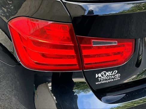 Used 2015 BMW M3 RWD image 29