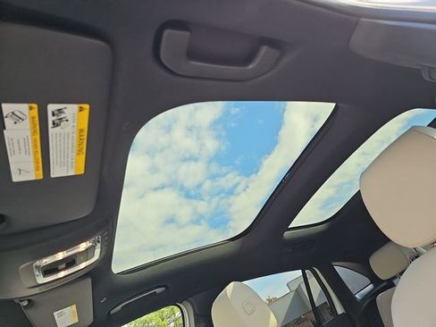 Used 2026 Mercedes-Benz GLA 250 image 32