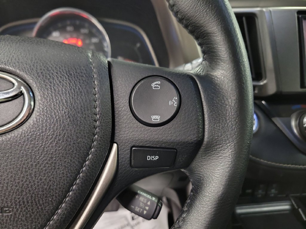 Used 2015 Toyota RAV4 Limited w/ Technology Package AWD/4WD image 27