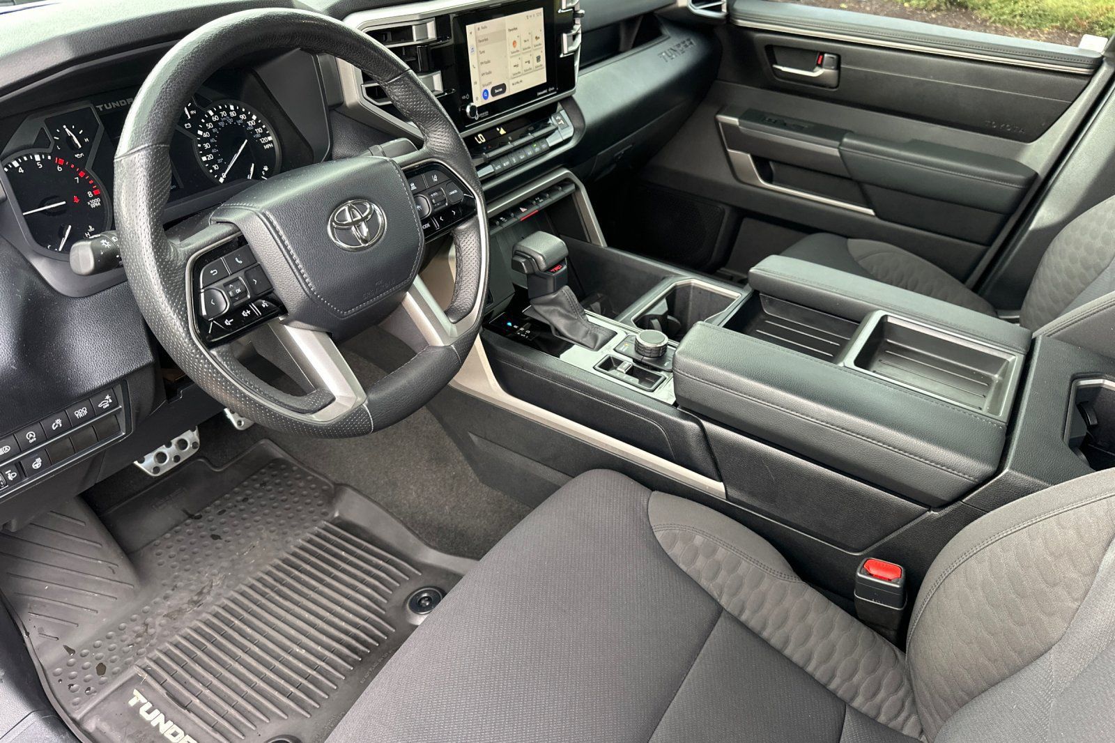 Used 2022 Toyota Tundra SR5 w/ TRD Off-Road Package AWD/4WD image 9